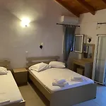 Hotel Nouli *