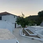 Nouli Hotel