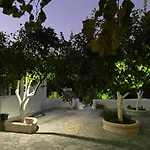 Nouli Hotel