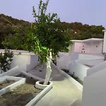 Nouli Hotel