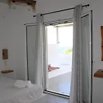 Hotel Nouli *