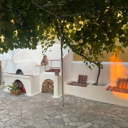 Hotel Nouli *