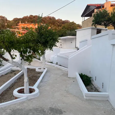 Hotel Nouli *