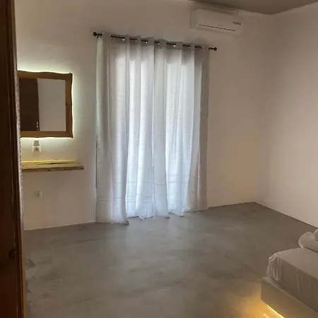 Nouli * Sarakiniko