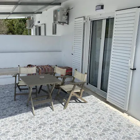 Nouli Hotel