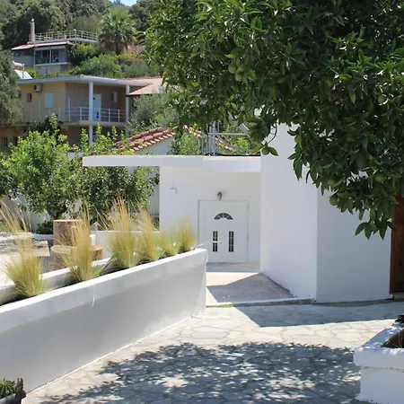Nouli Hotel *