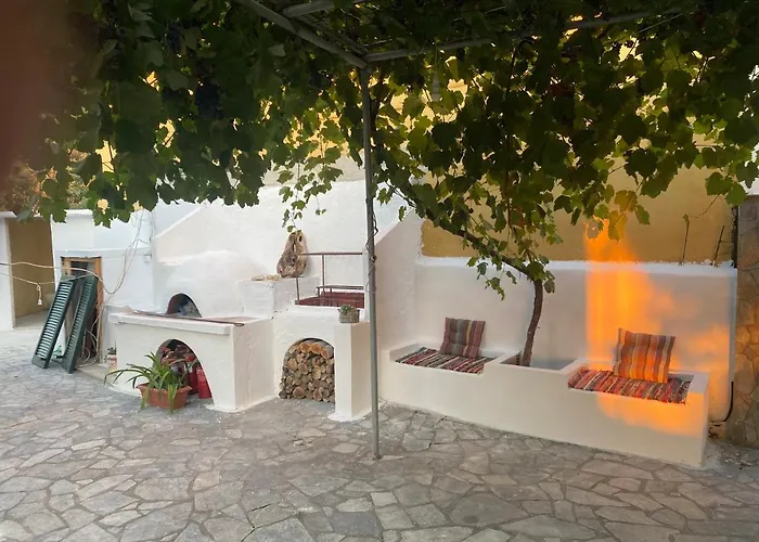 Hotel Nouli *